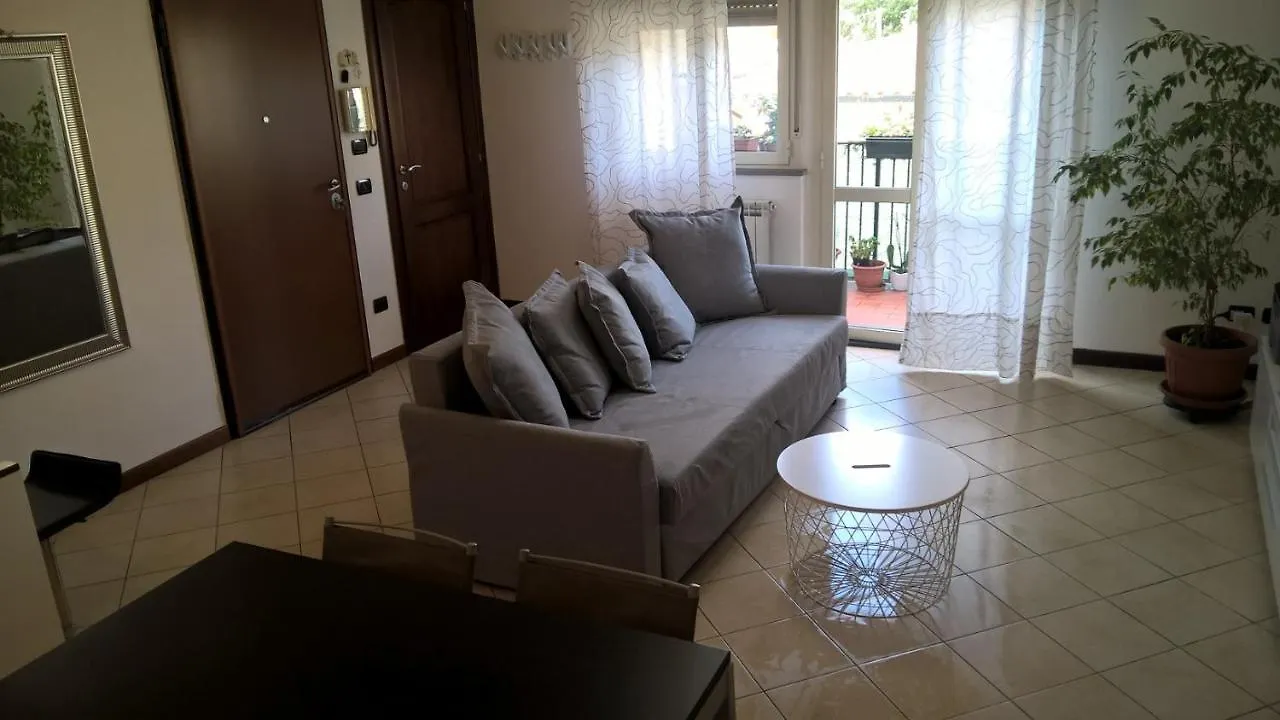 Guestflat In Lucca, Visitando Toscana Apartament 0*, Lukka
